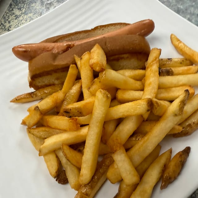 Kids Hot Dog.